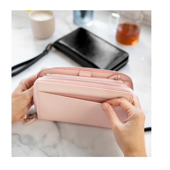 Filofax Malden Personal Compact Zip Leather Organizer - Picture 6 of 14